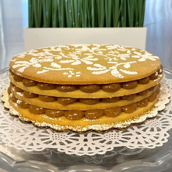Alfajor Cake